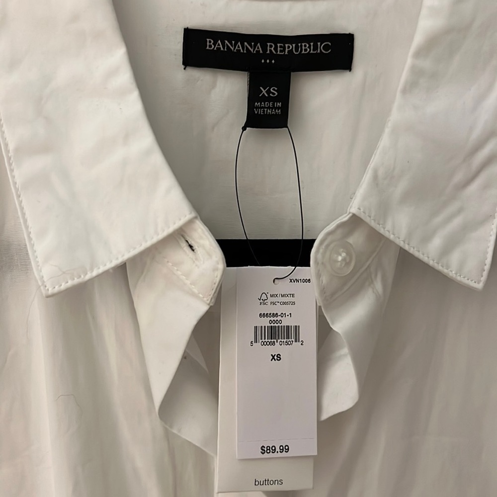 Banana Republic button down cover up NWT size XS